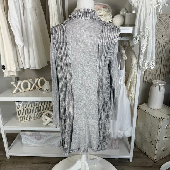 Zenergy by Chico's  Women's Sz S Textured Gray Open Front Cardigan Sweater #3589 - Picture 3 of 9